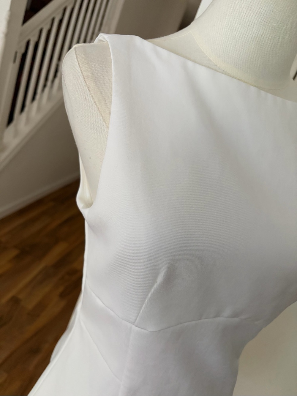 Peppermayo White Sleeveless Backless Mini Shift Dress, Small, NWOT - Picture 4 of 10